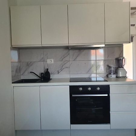 Studio Apartment Laura || Murter Exterior photo