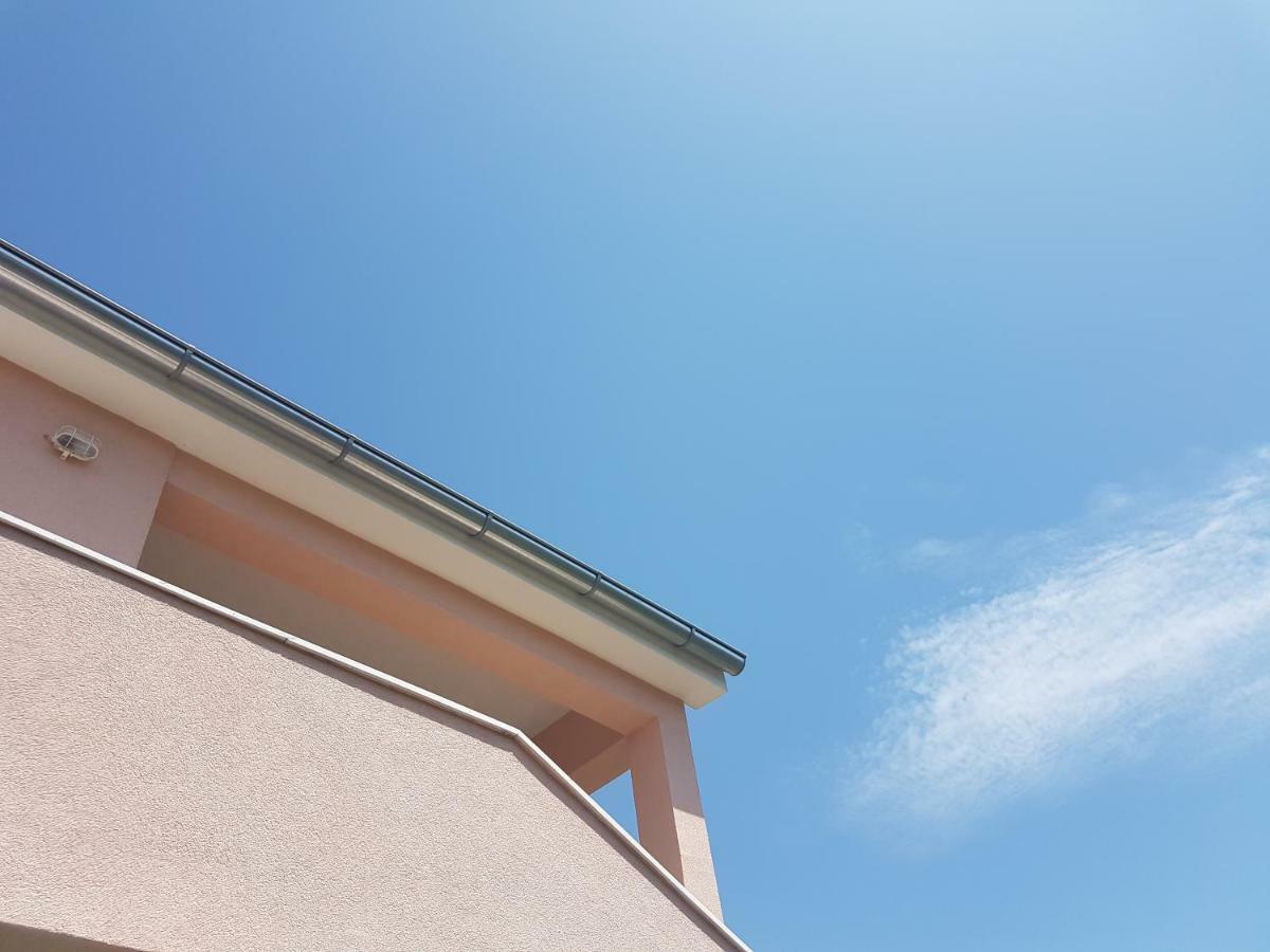 Studio Apartment Laura || Murter Exterior photo